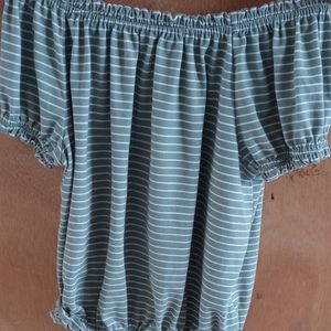 kids striped green and white croped shirt